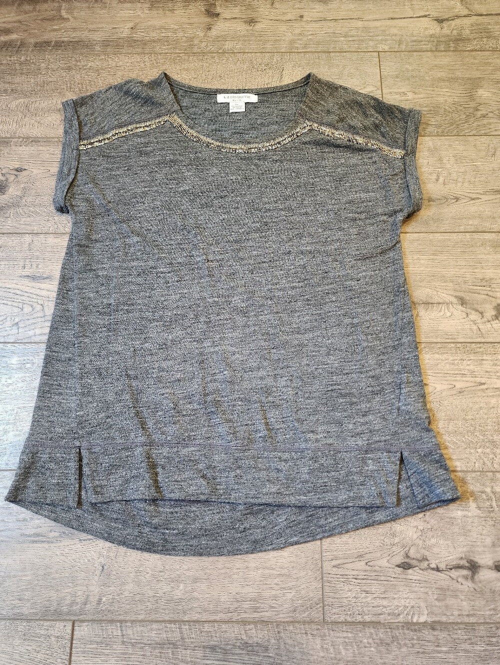 Liz Claiborne Womens Top Size Petite M Gray Beaded Neckline Short-Sleeve